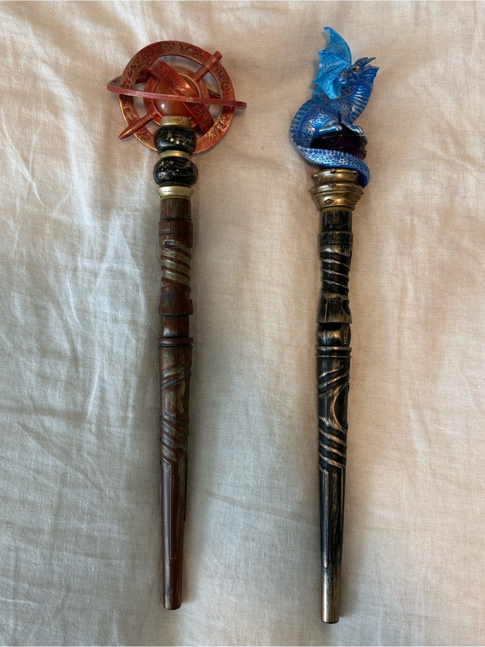 Set of 2 Magiquest Wands Great Wolf Lodge red and gold and blue dragon